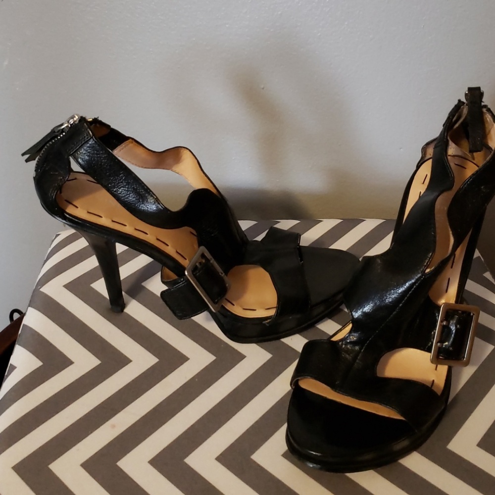Nine West Sandles excellent condition